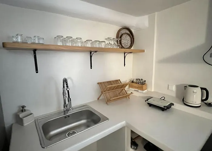 Апартаменты Cycladic Stone House